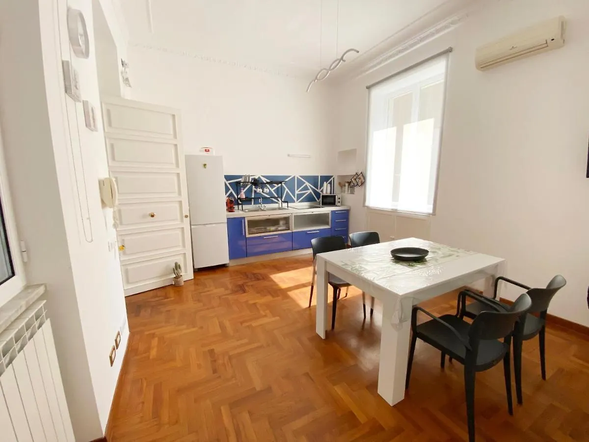 Kamaffari Central Apartment Palermo
