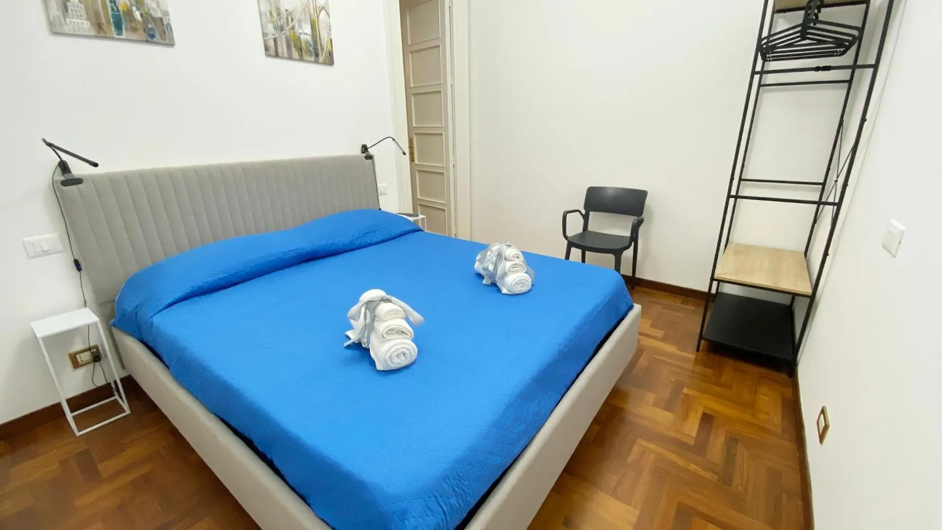 Kamaffari Central Apartment Palermo Italia