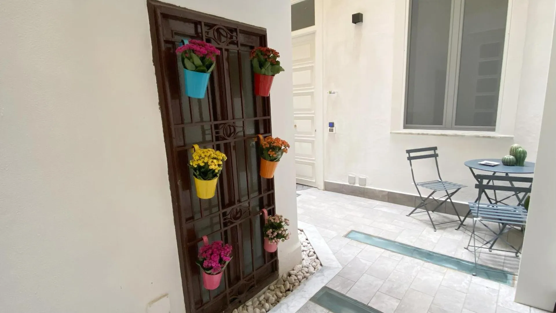 Kamaffari Central Apartment Palermo