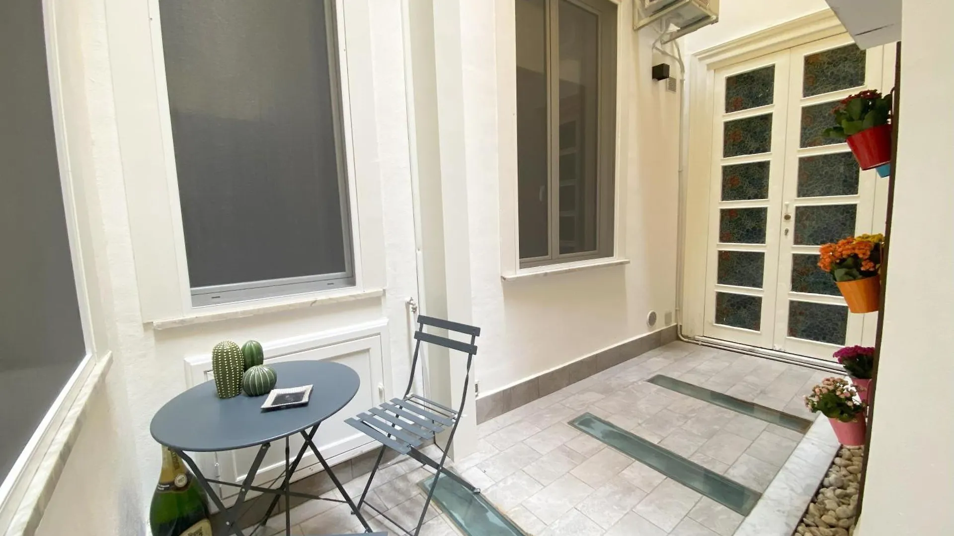 Kamaffari Central Apartment Palermo Italia